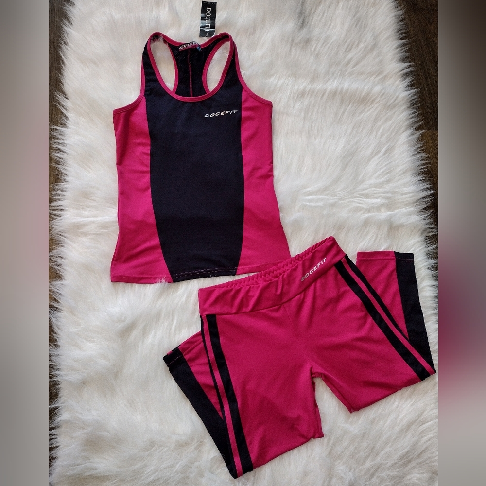 ‼️NEW‼️ Docefit athletic work-out 2 pc set size Medium
